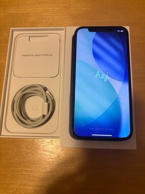 Apple iPhone (black)- Unlocked Smartphone 64 gigabytes